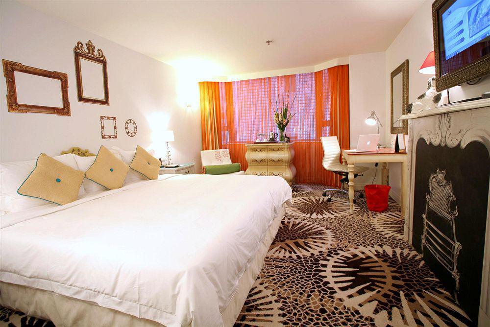 Hotel The Luxe Manor 4*